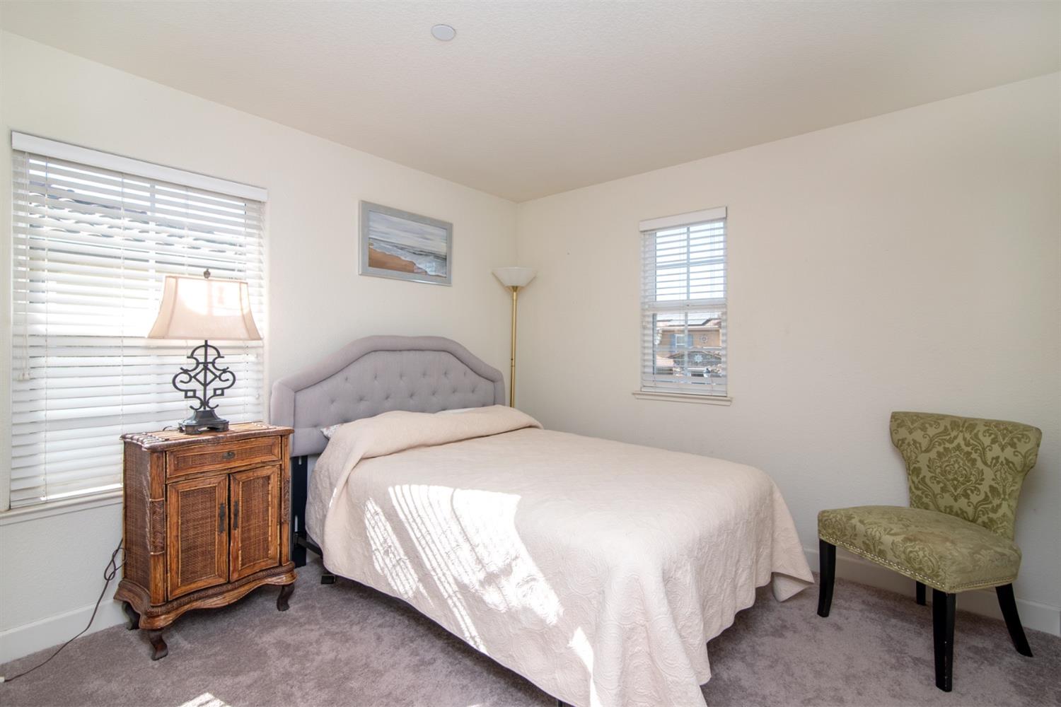 2758 Nicolson Circle