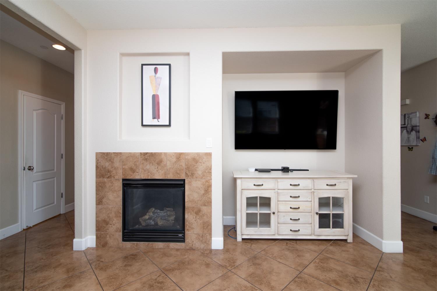 2758 Nicolson Circle