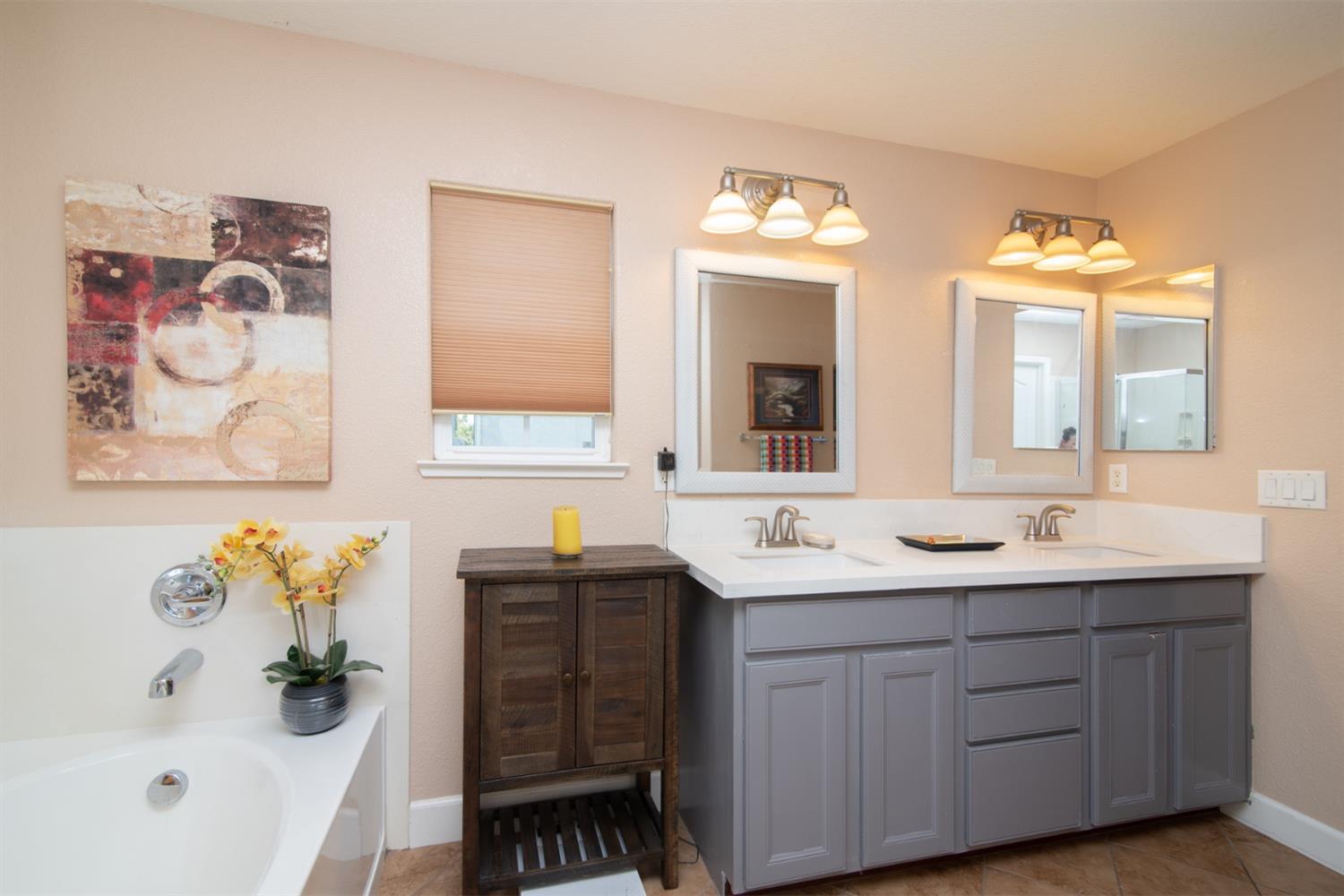 2758 Nicolson Circle