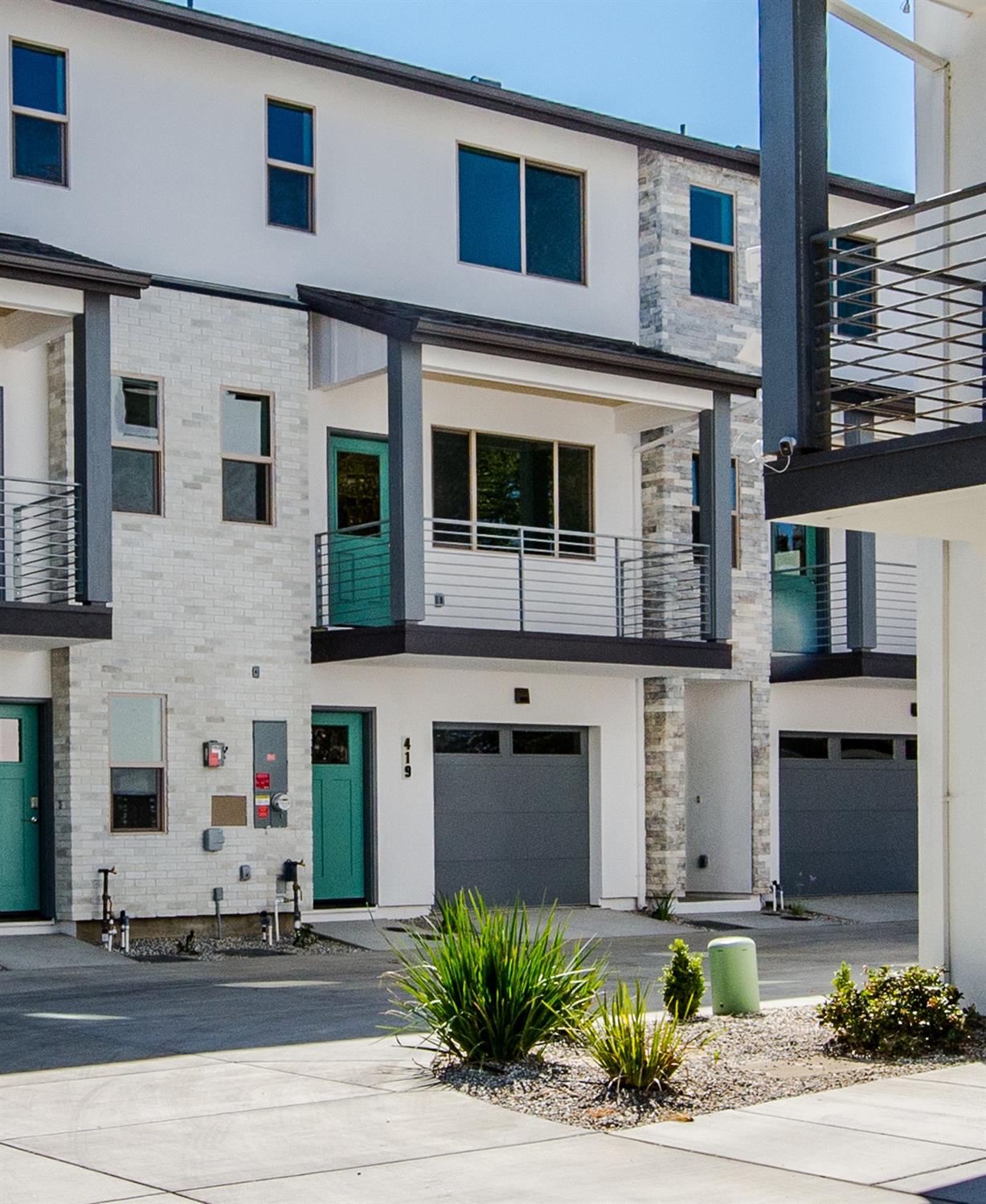 419 Cleveland Street