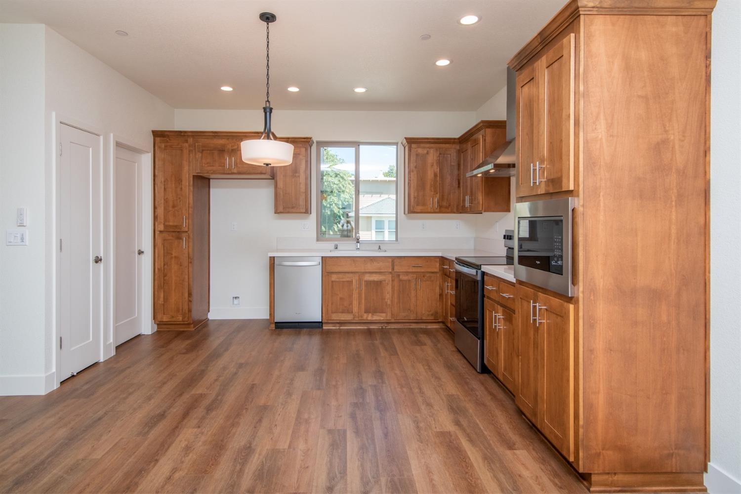 419 Cleveland Street