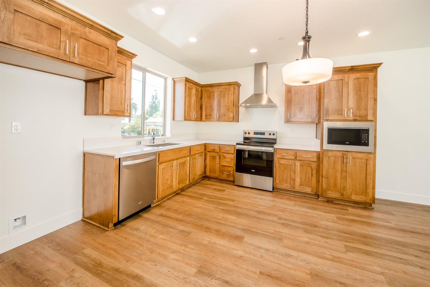 419 Cleveland Street