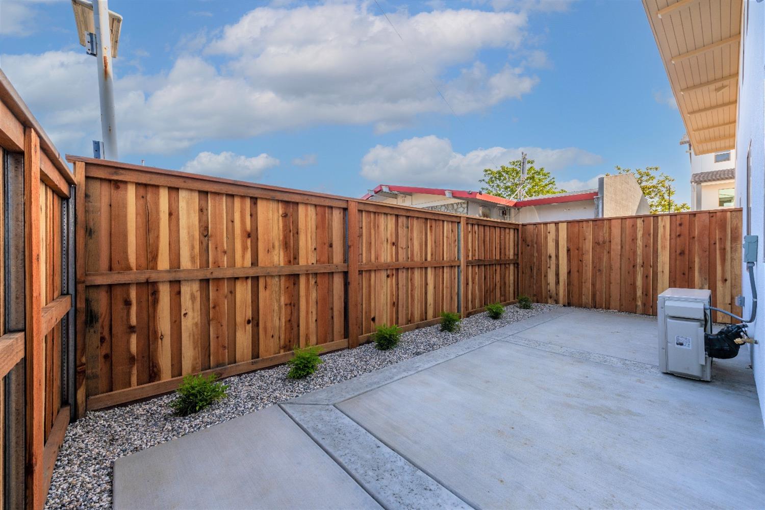 421 Cleveland Street