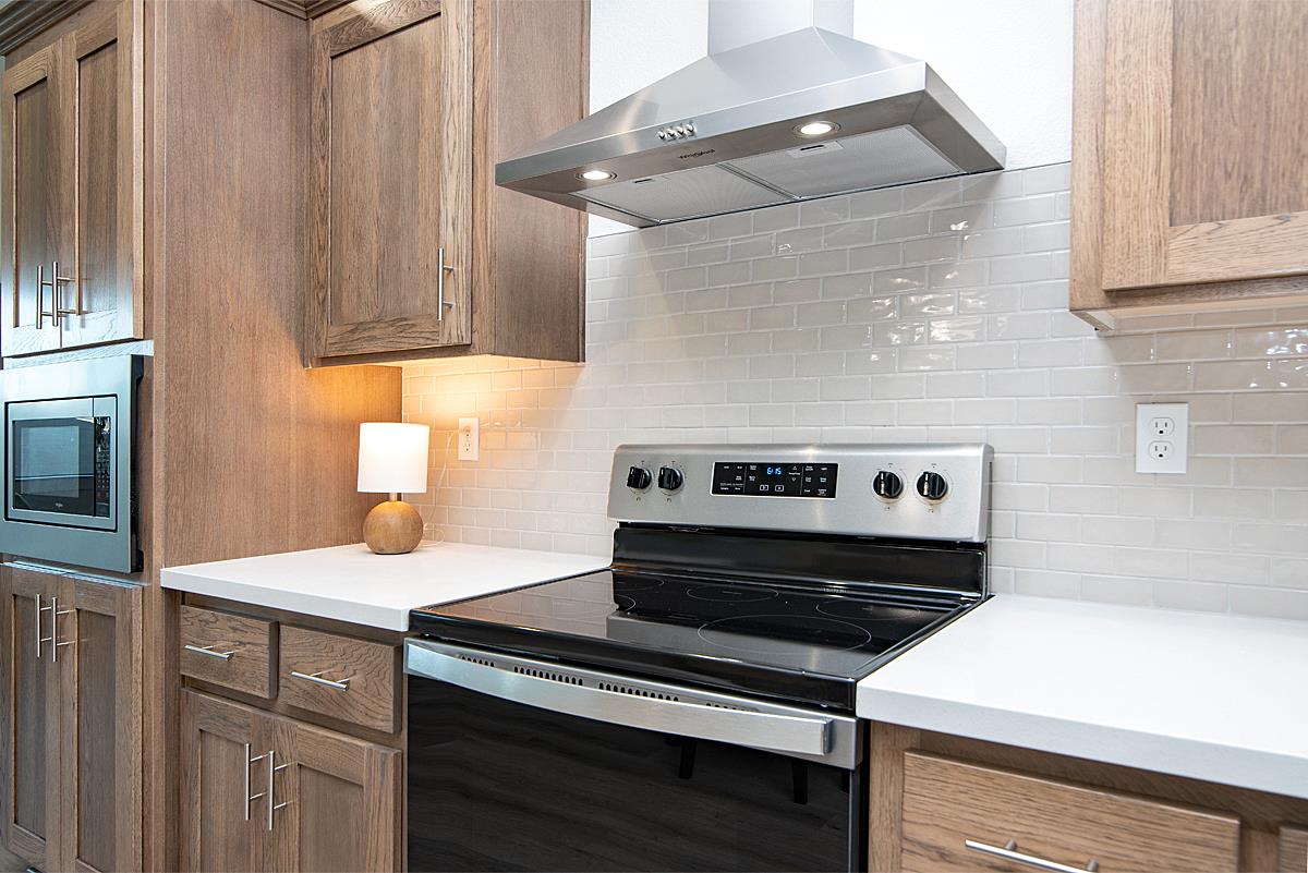 425 Cleveland Street