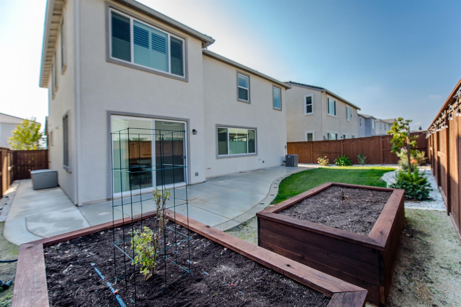 1813 Shellhammer Drive