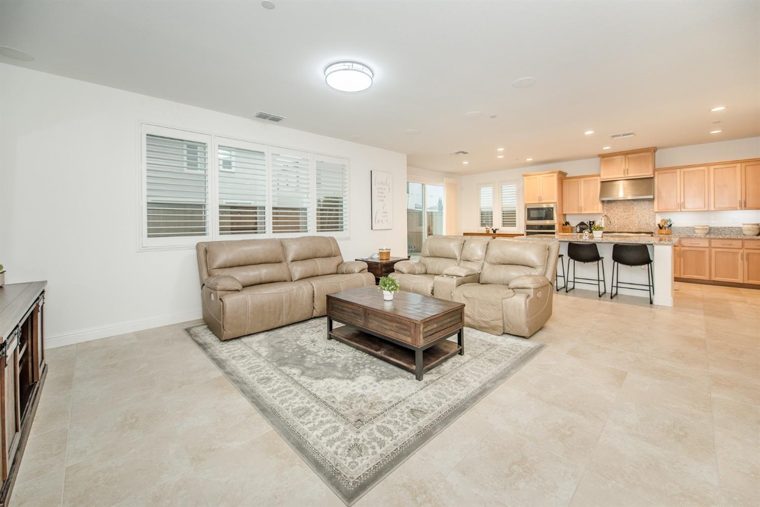 1813 Shellhammer Drive