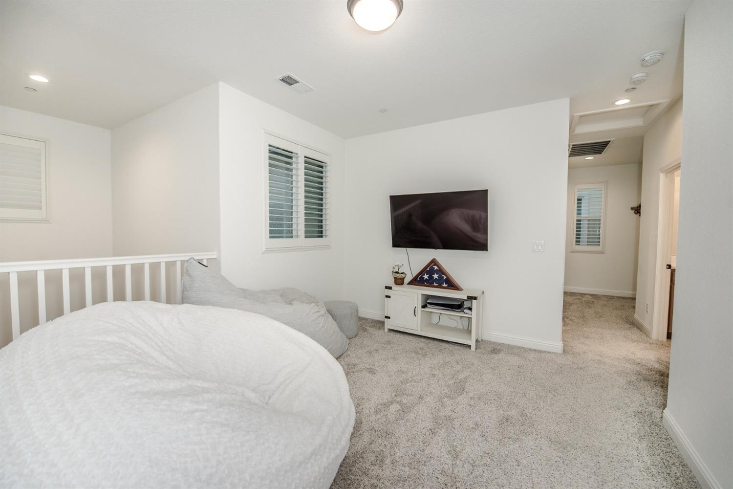 1813 Shellhammer Drive