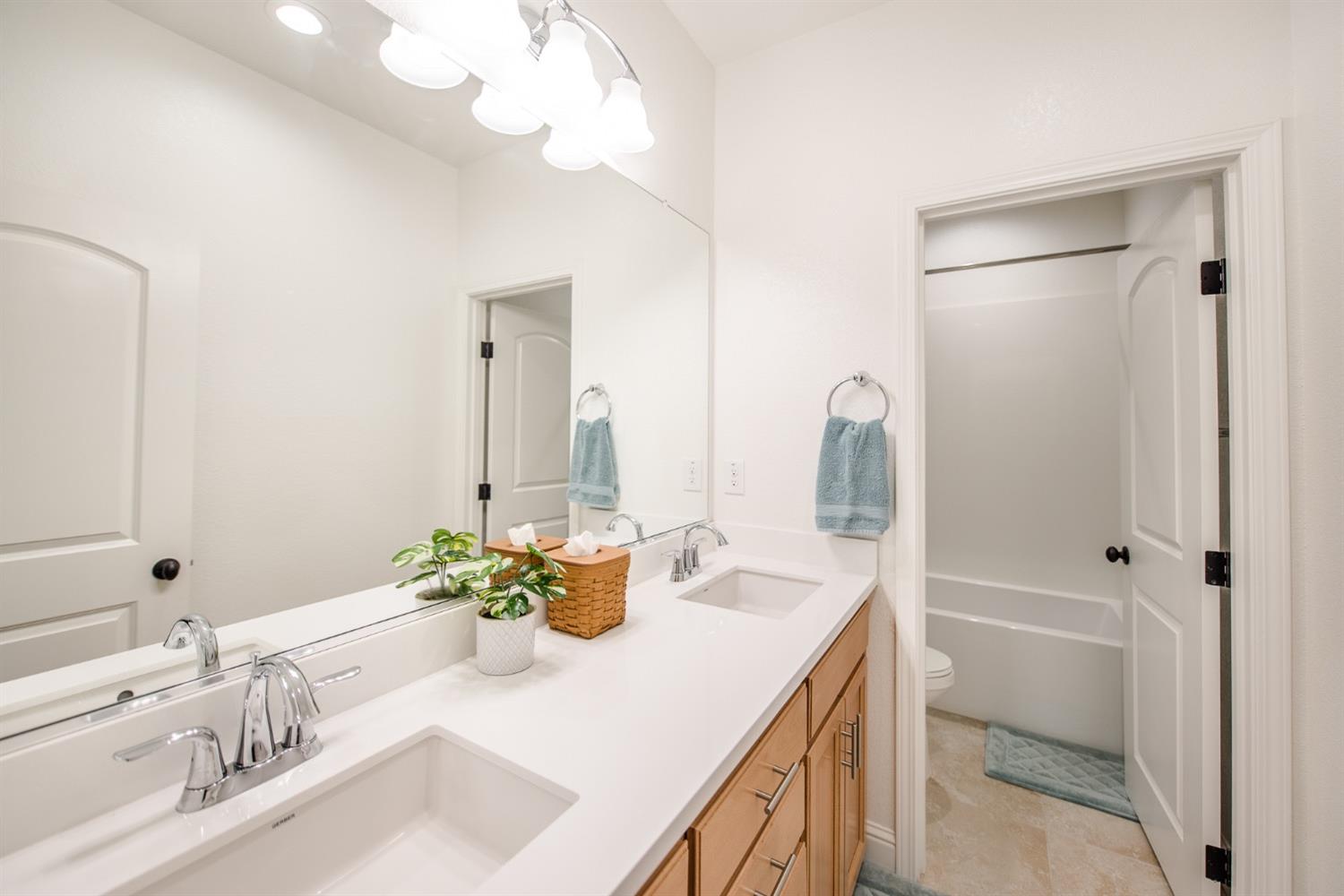 1813 Shellhammer Drive