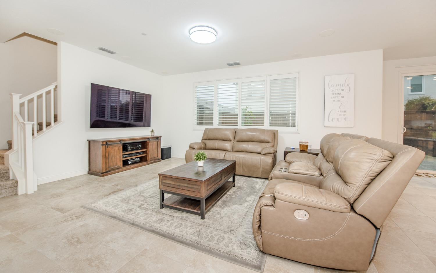 1813 Shellhammer Drive