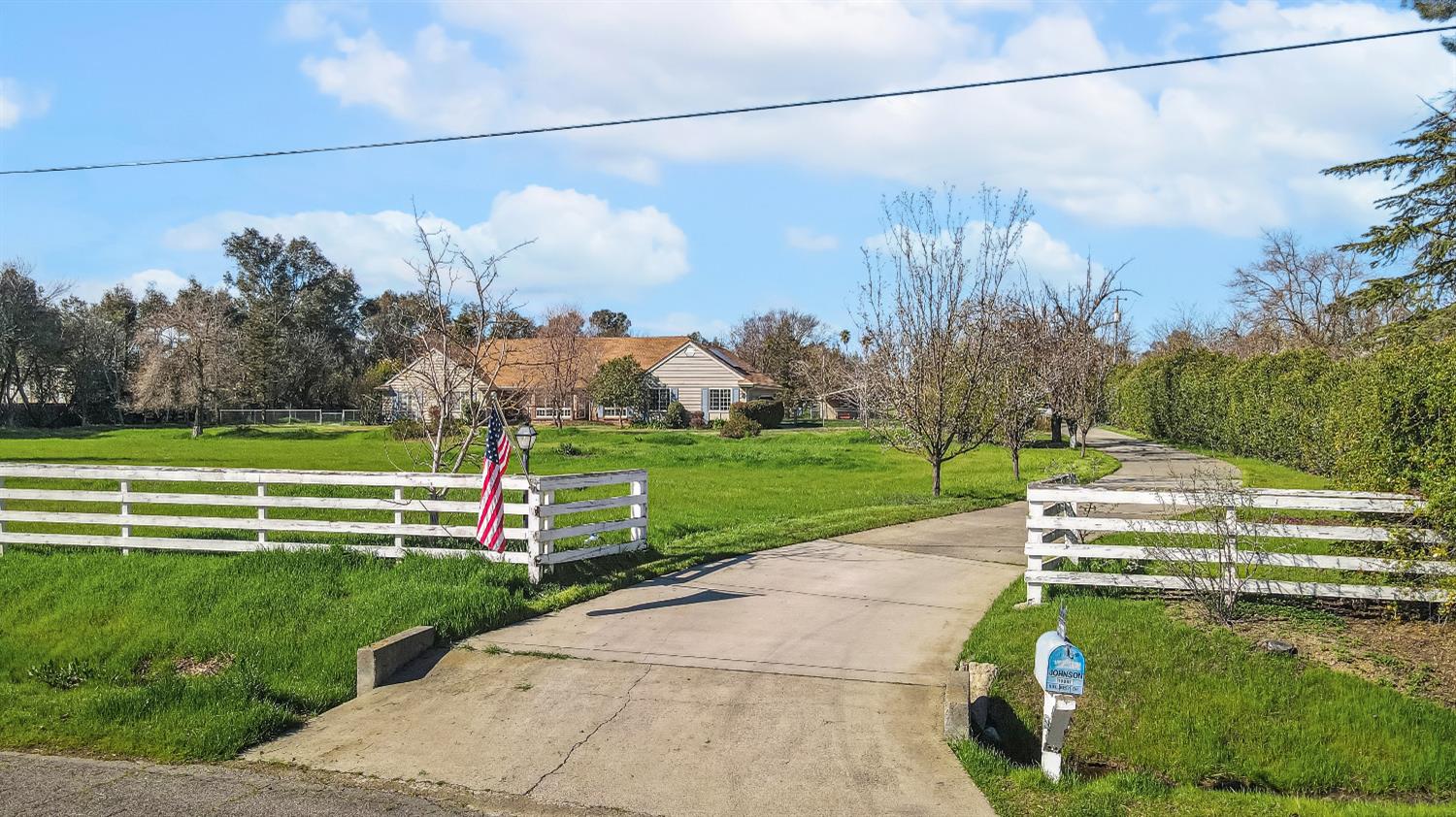 19857 Hillcrest Drive