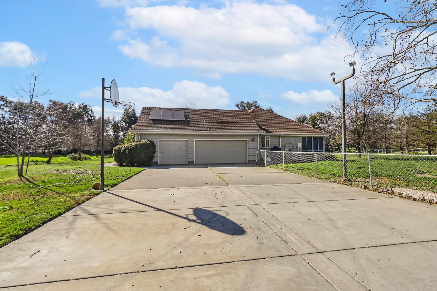 19857 Hillcrest Drive