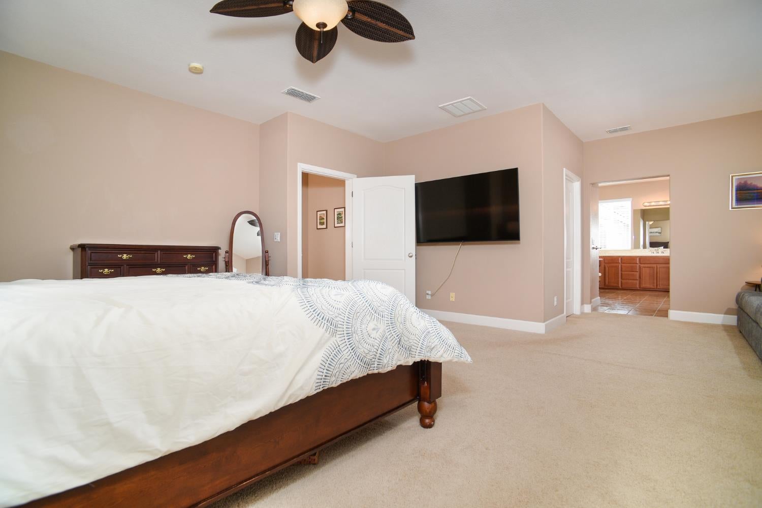 1569 Greenbrier Road