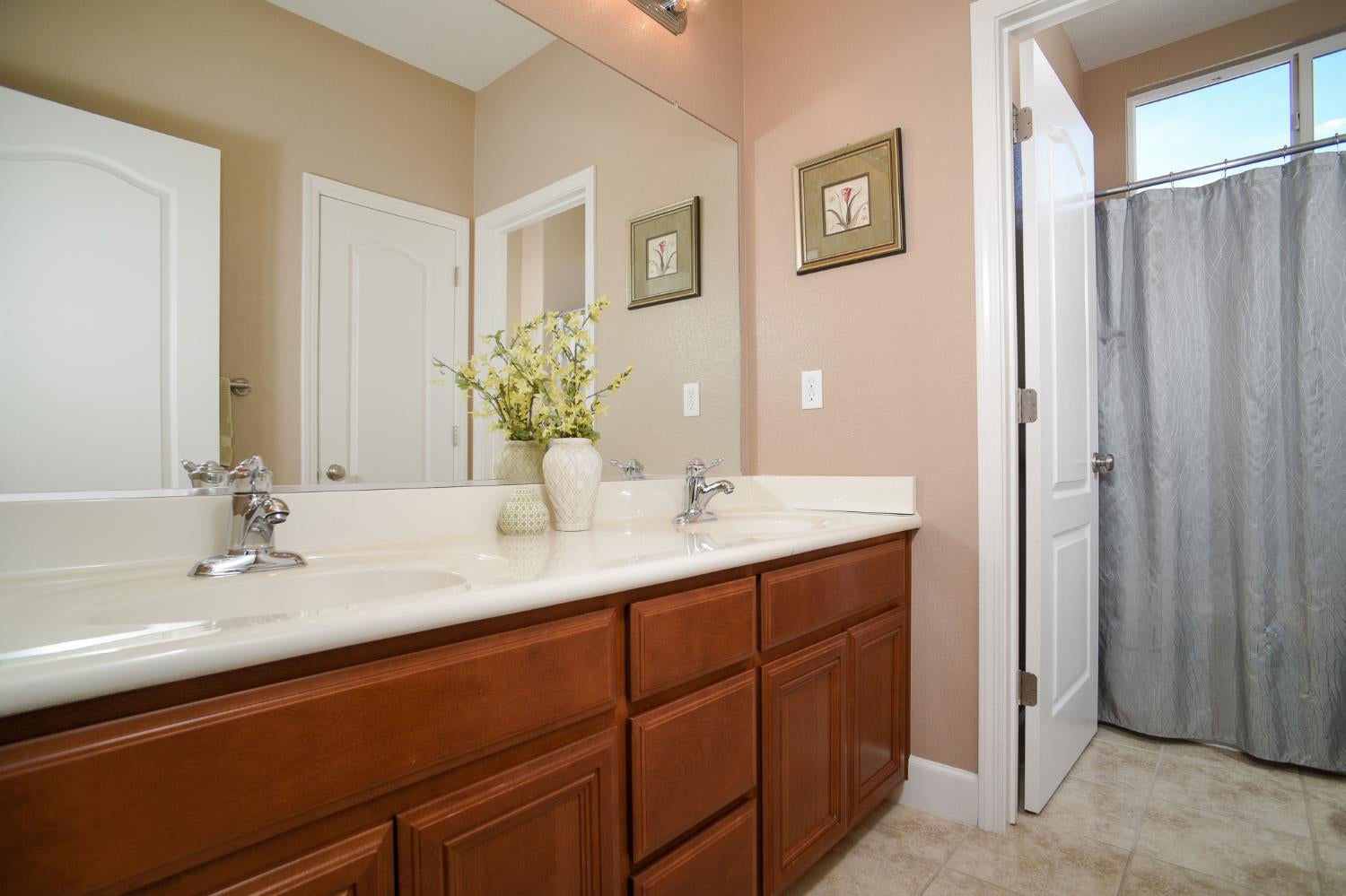 1569 Greenbrier Road