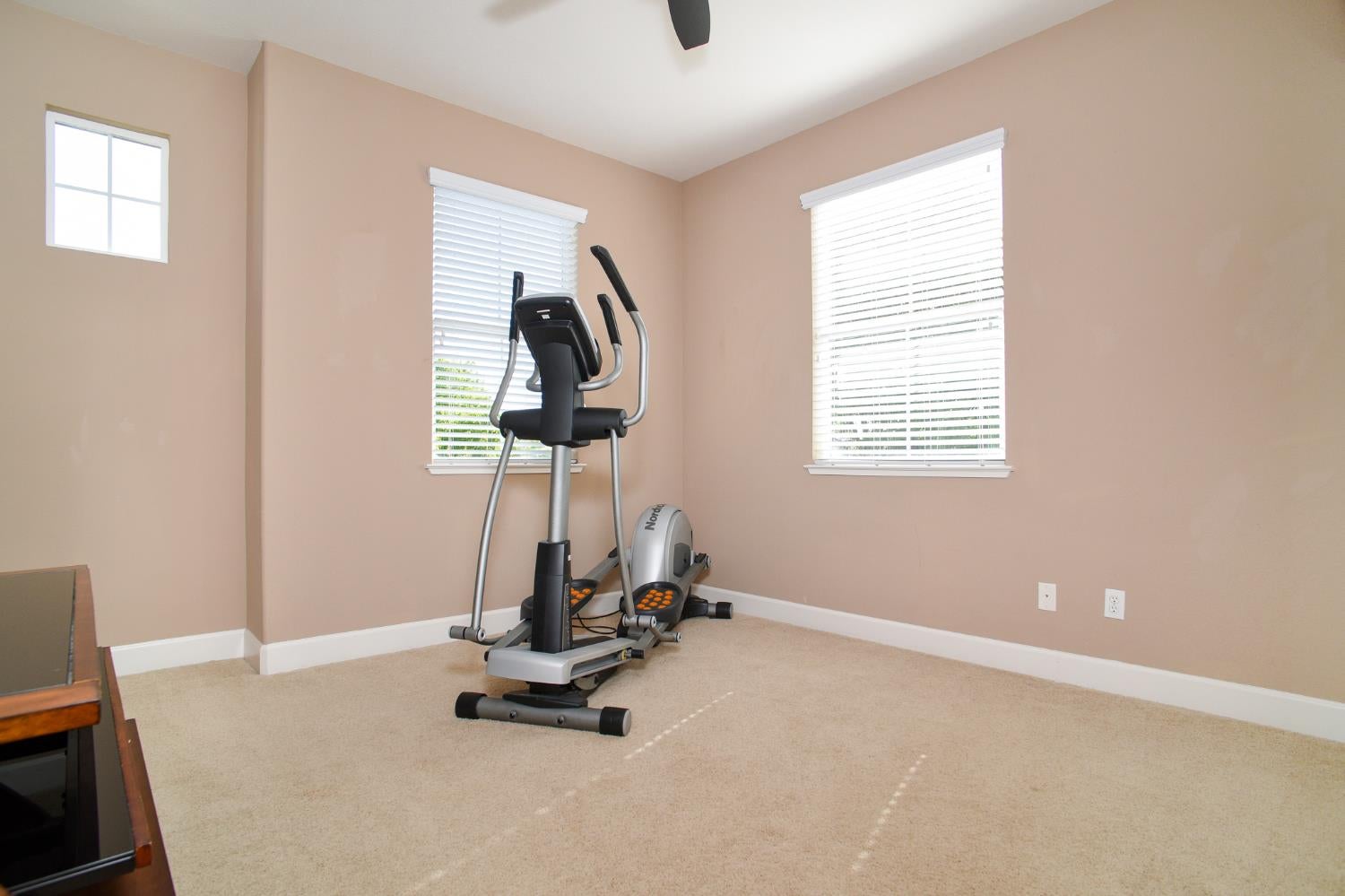 1569 Greenbrier Road