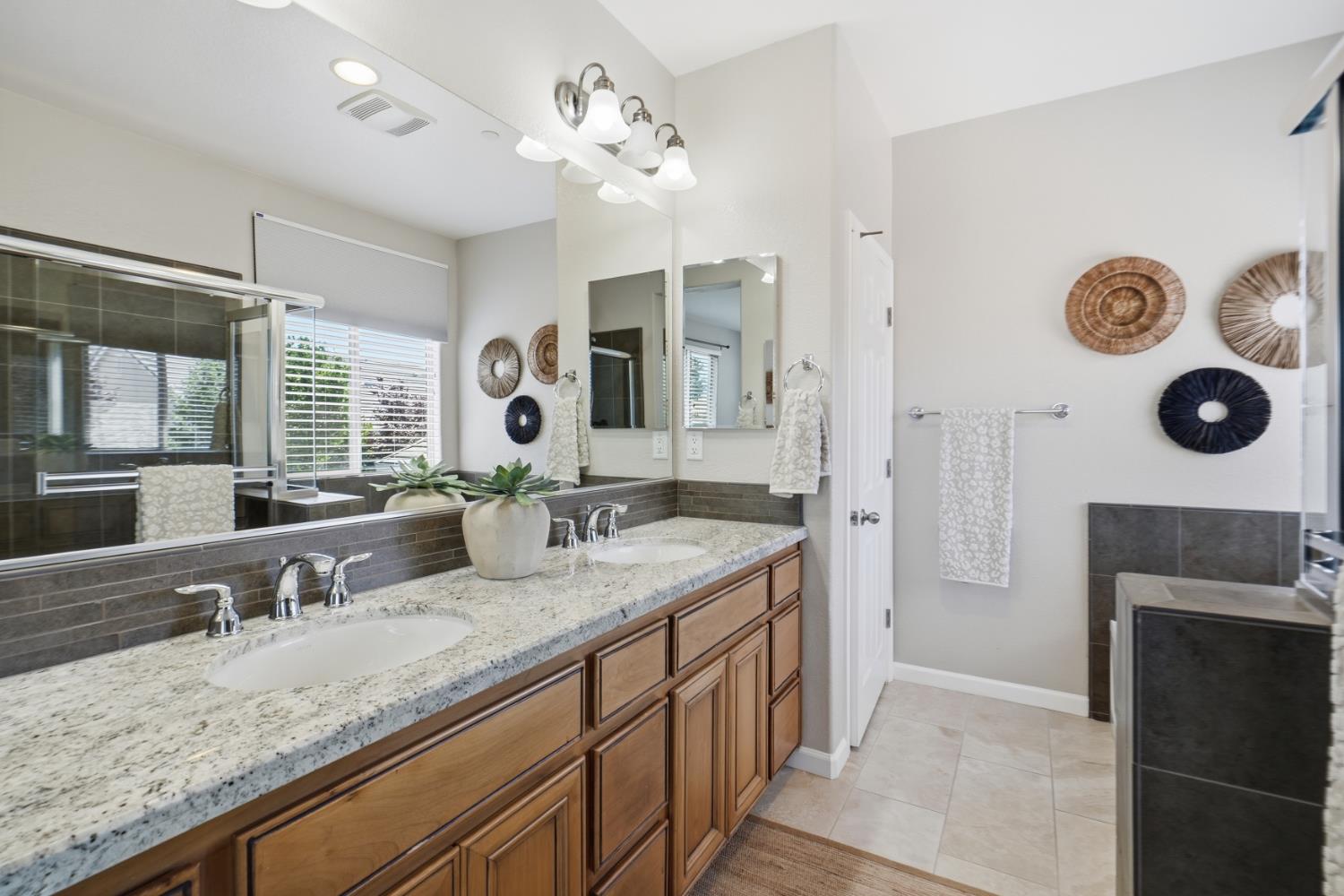 2240 Ranch View Drive