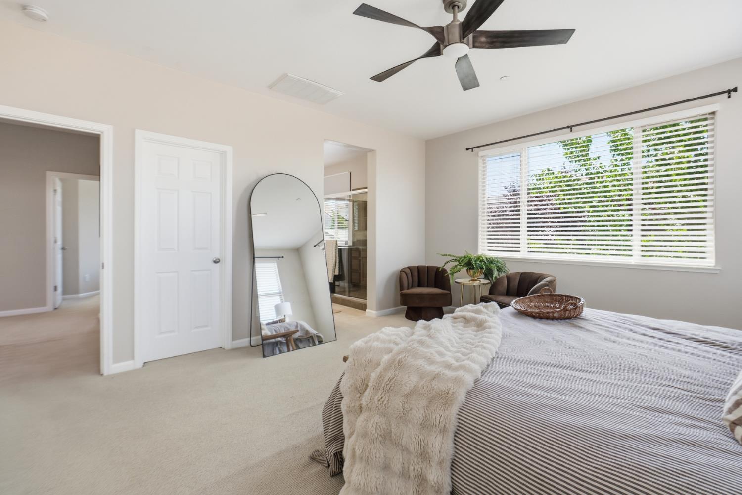 2240 Ranch View Drive