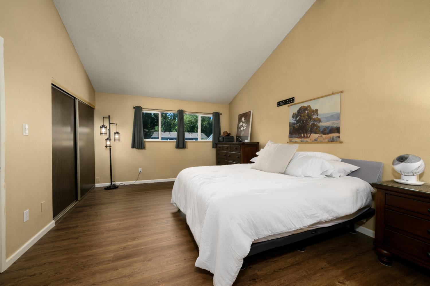 607 Knollwood Drive