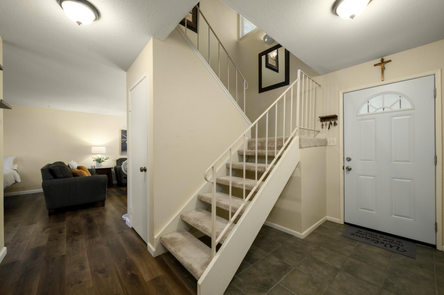 607 Knollwood Drive