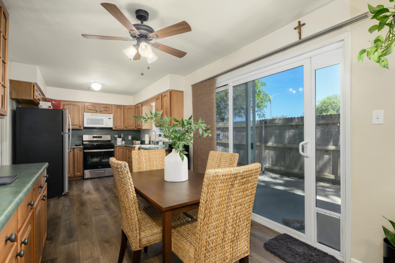 607 Knollwood Drive