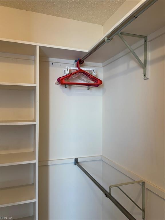 4573 Shallowford CIR