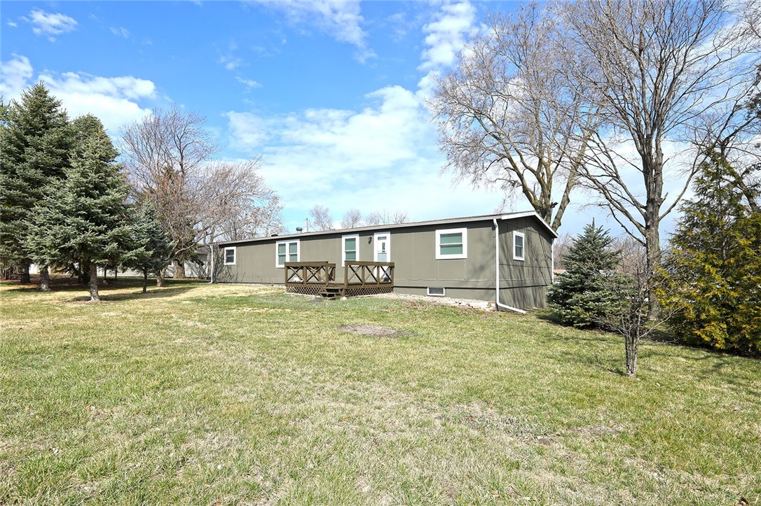 152 W Walnut Street