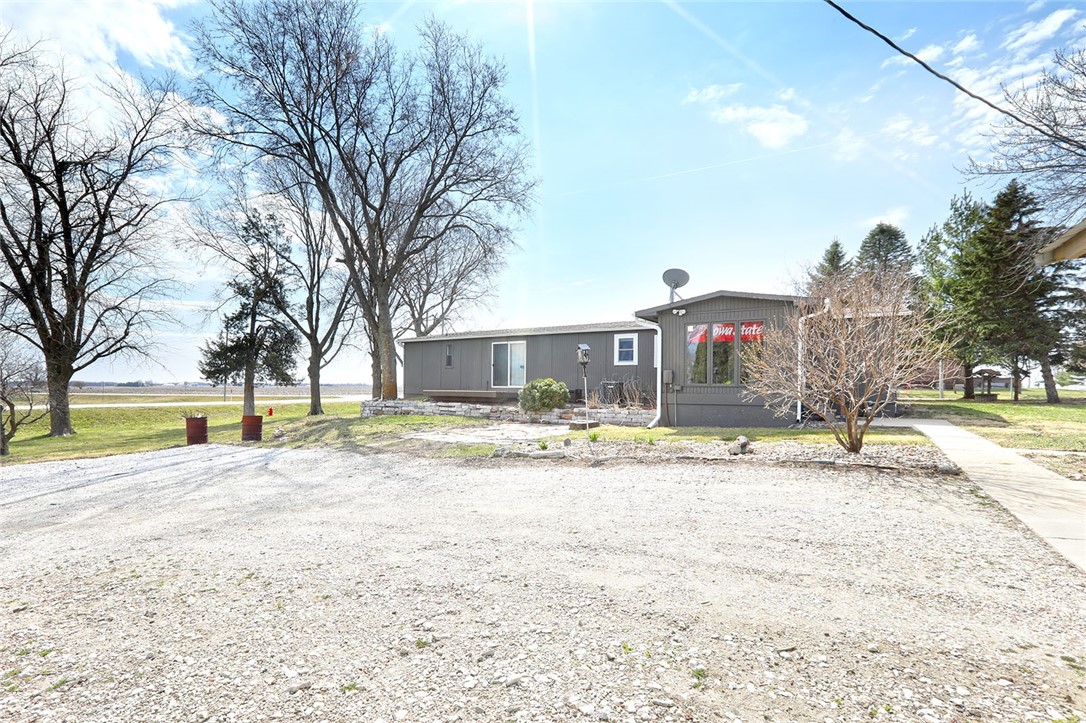 152 W Walnut Street
