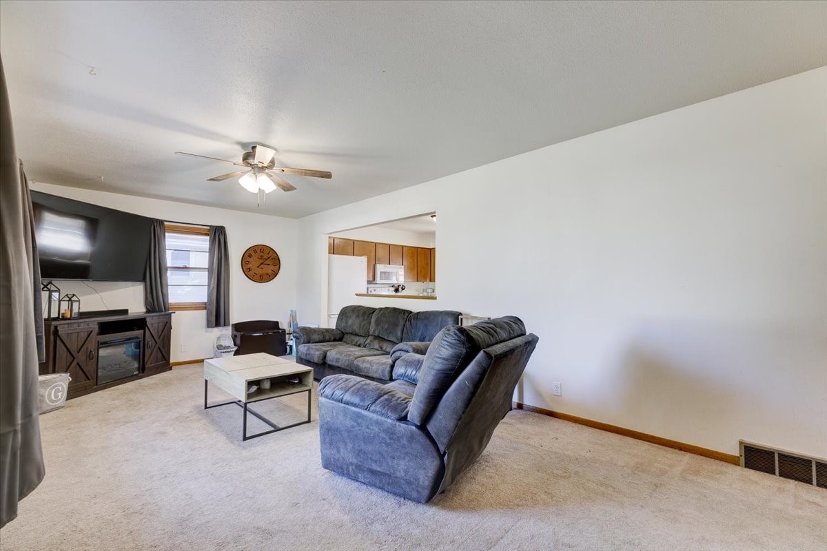 1102 Skylane Drive