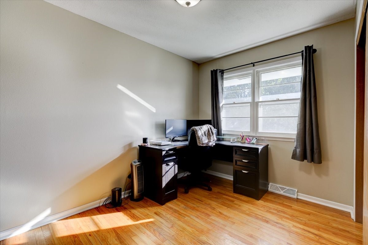 1102 Skylane Drive