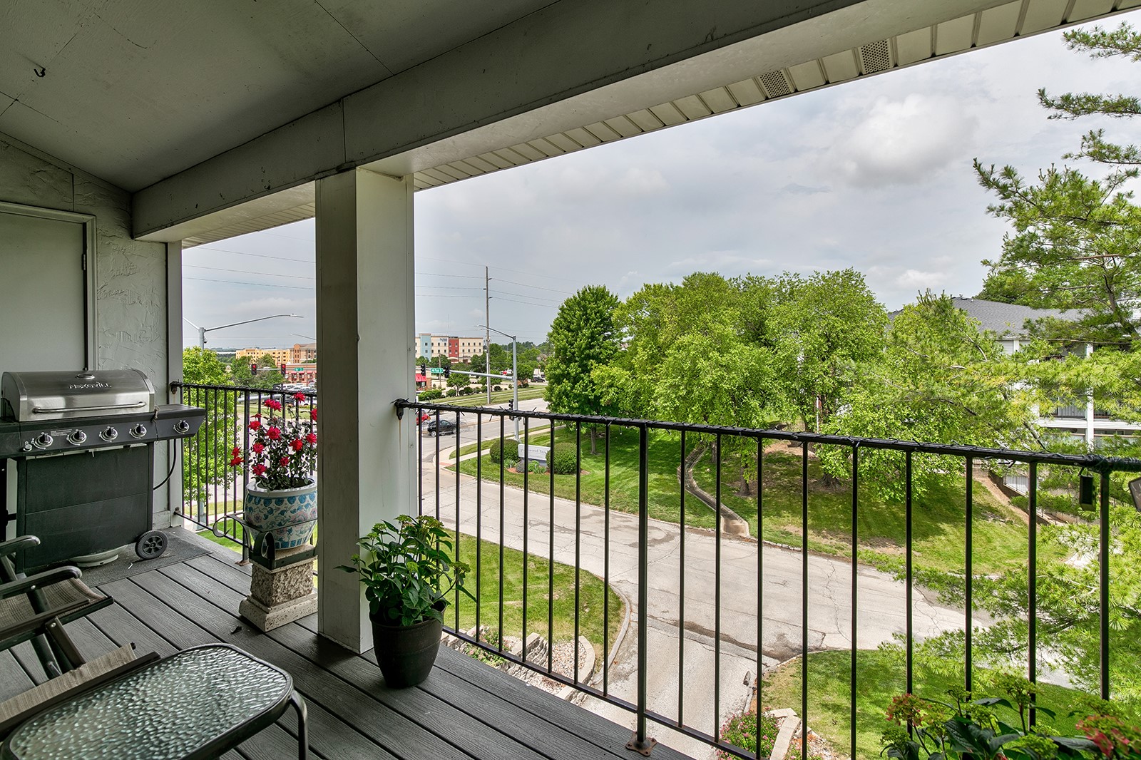 4805 86th Street 25