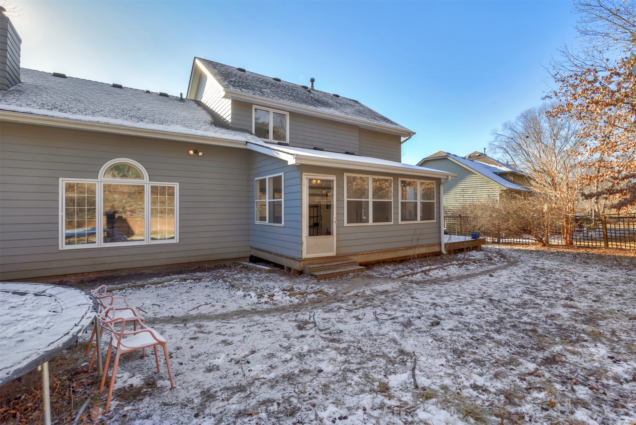 2501 Ridgewood Drive