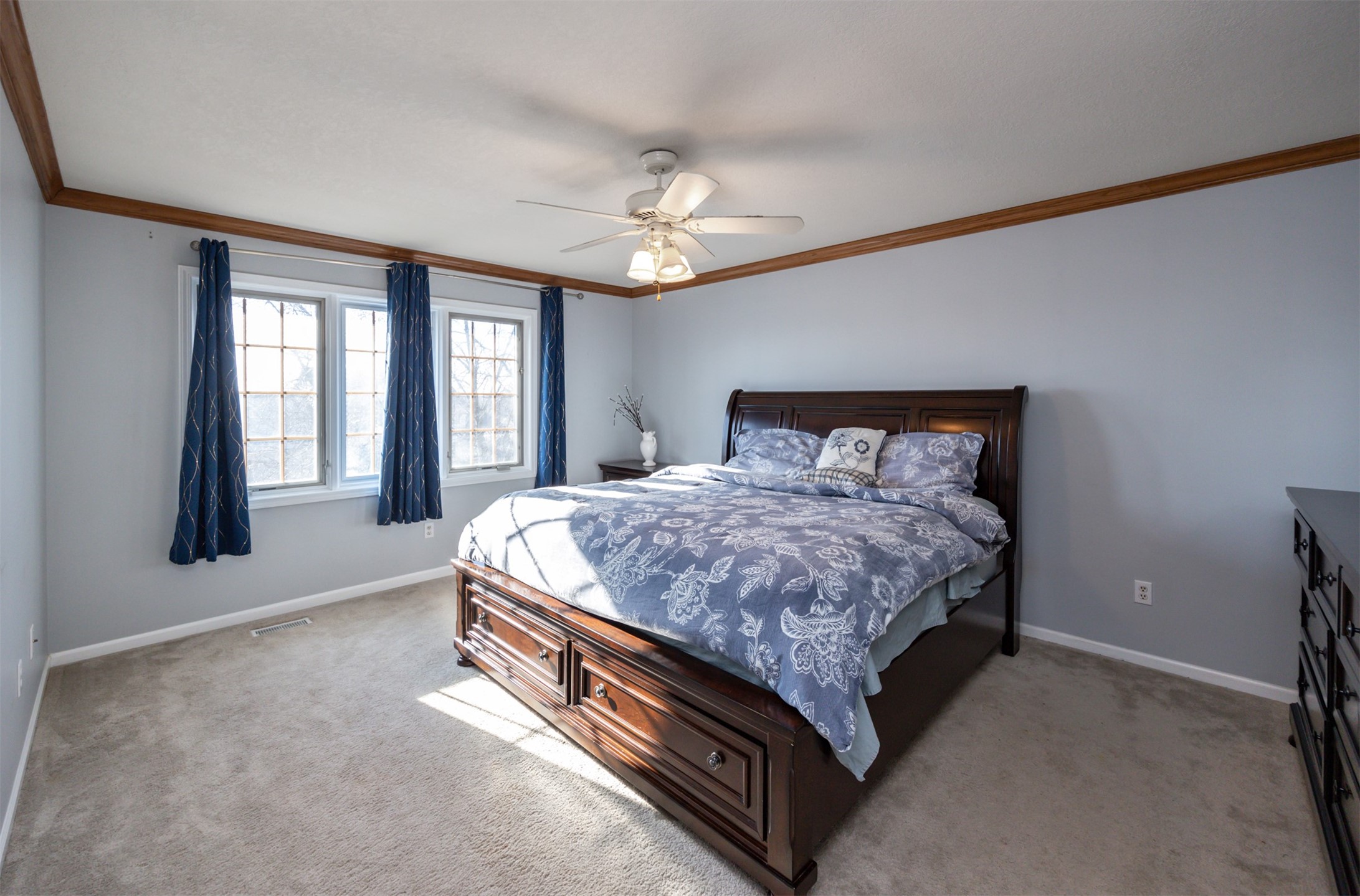 2501 Ridgewood Drive
