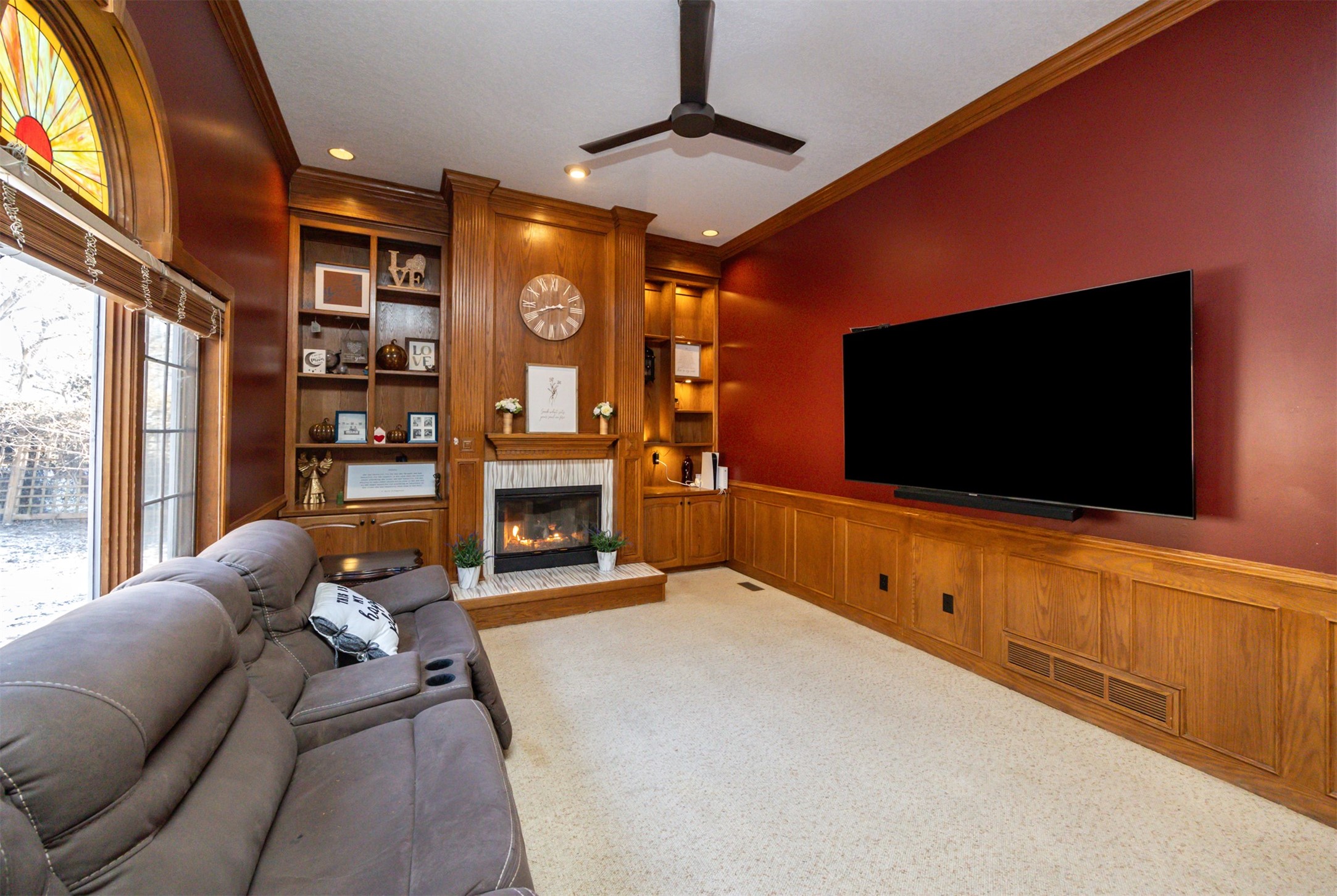 2501 Ridgewood Drive