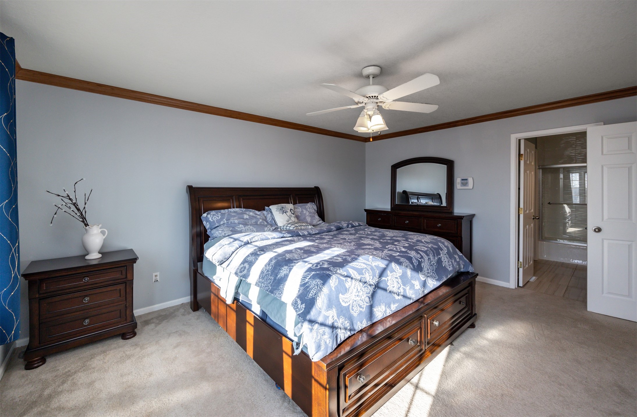 2501 Ridgewood Drive