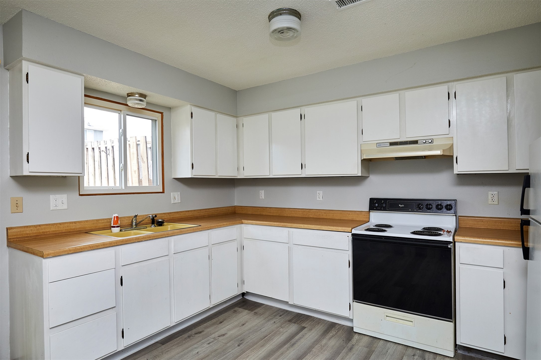 516 S 12th Street