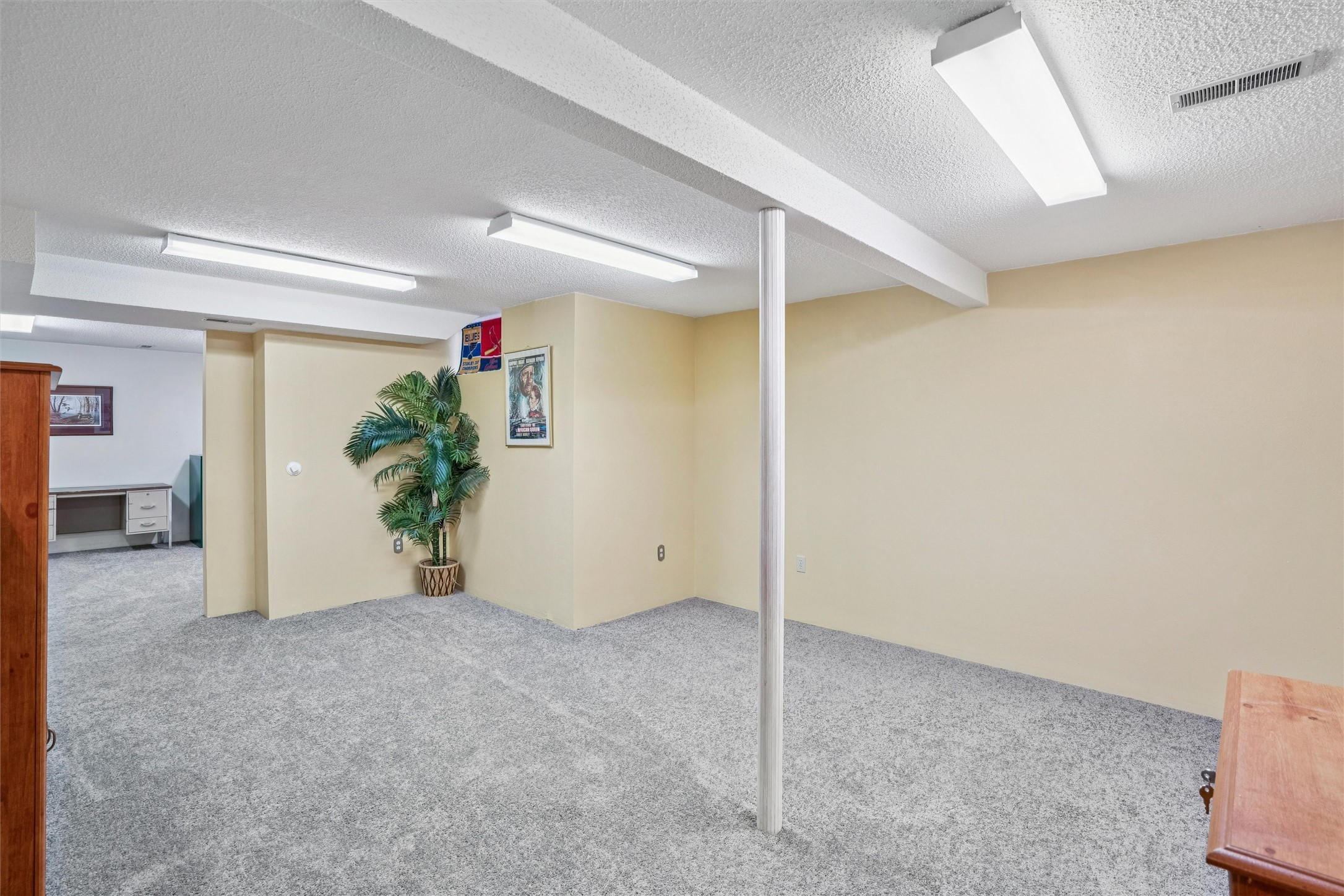 5808 Center Street