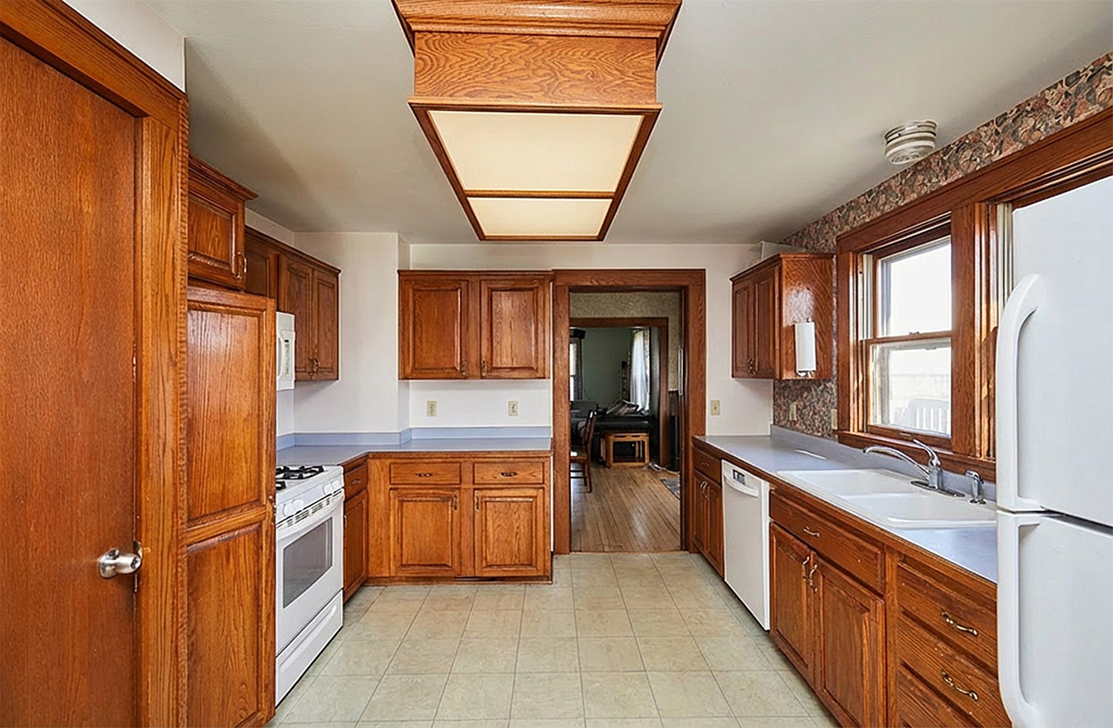620 Locust Street