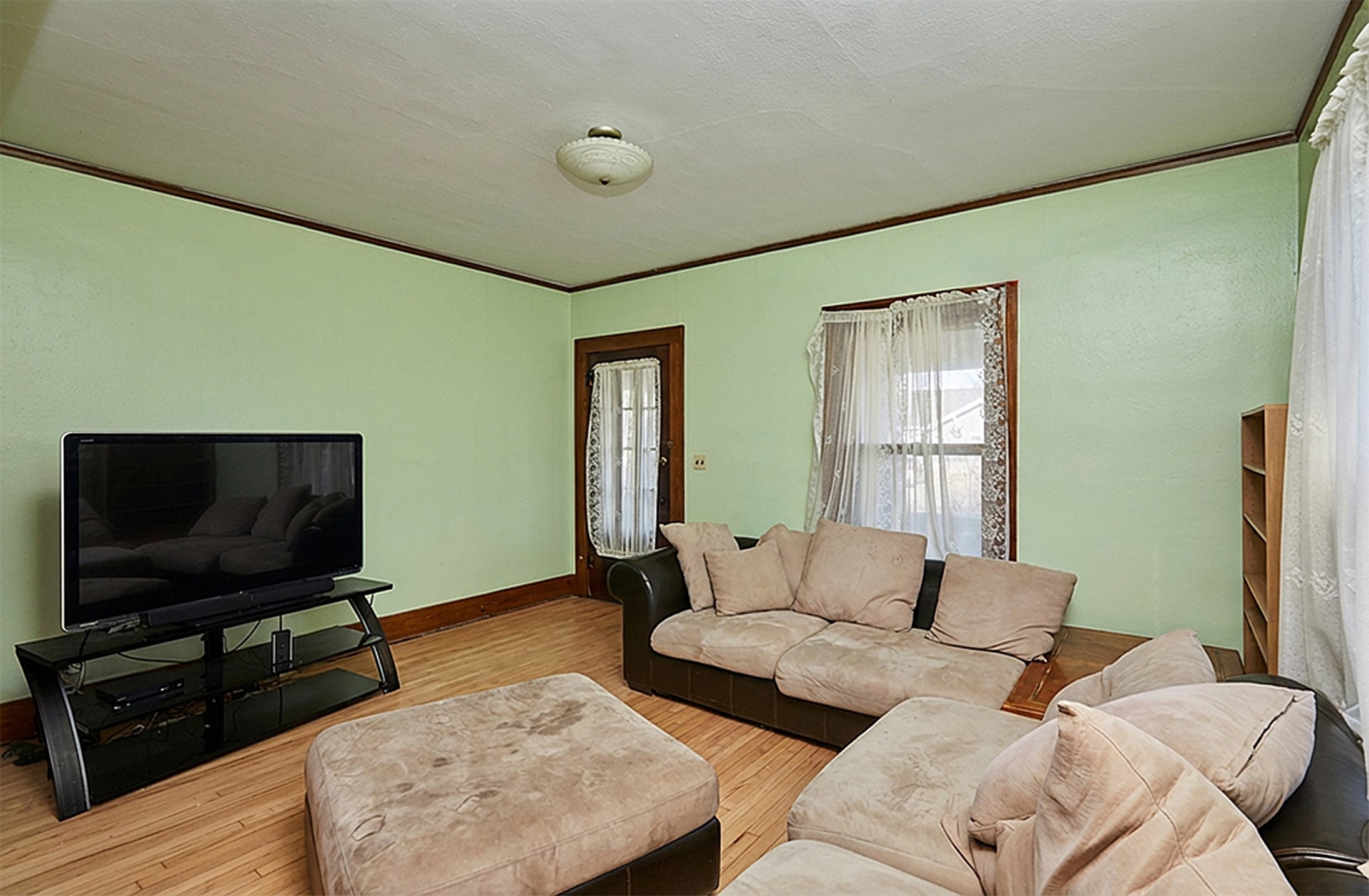620 Locust Street