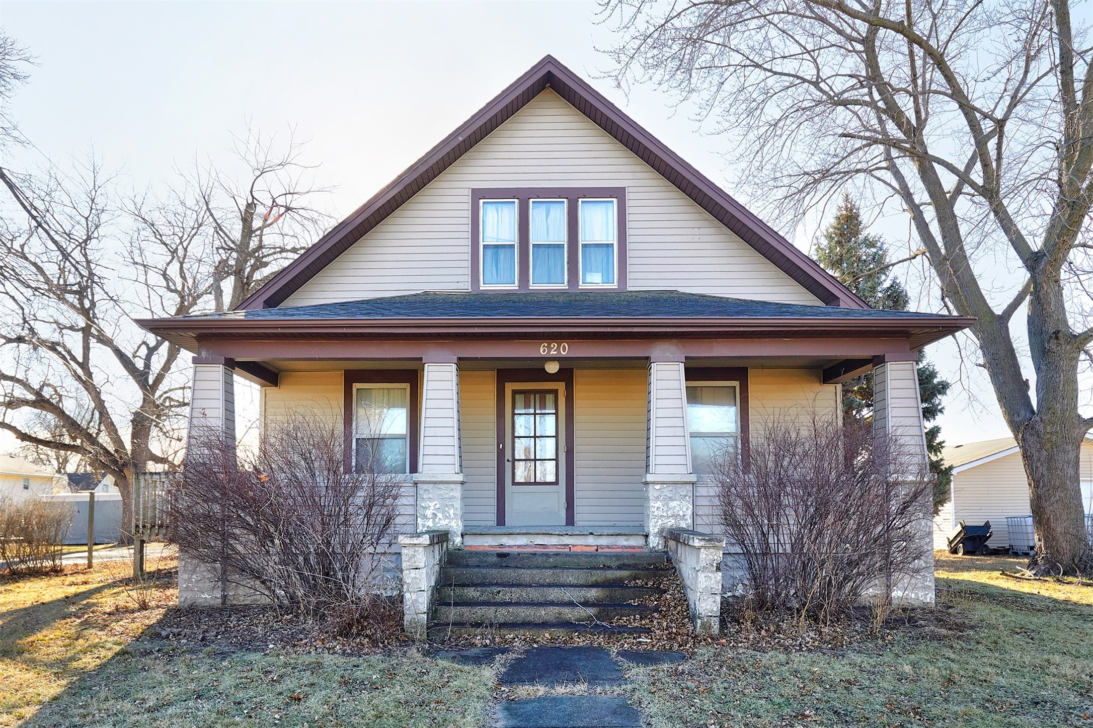 620 Locust Street