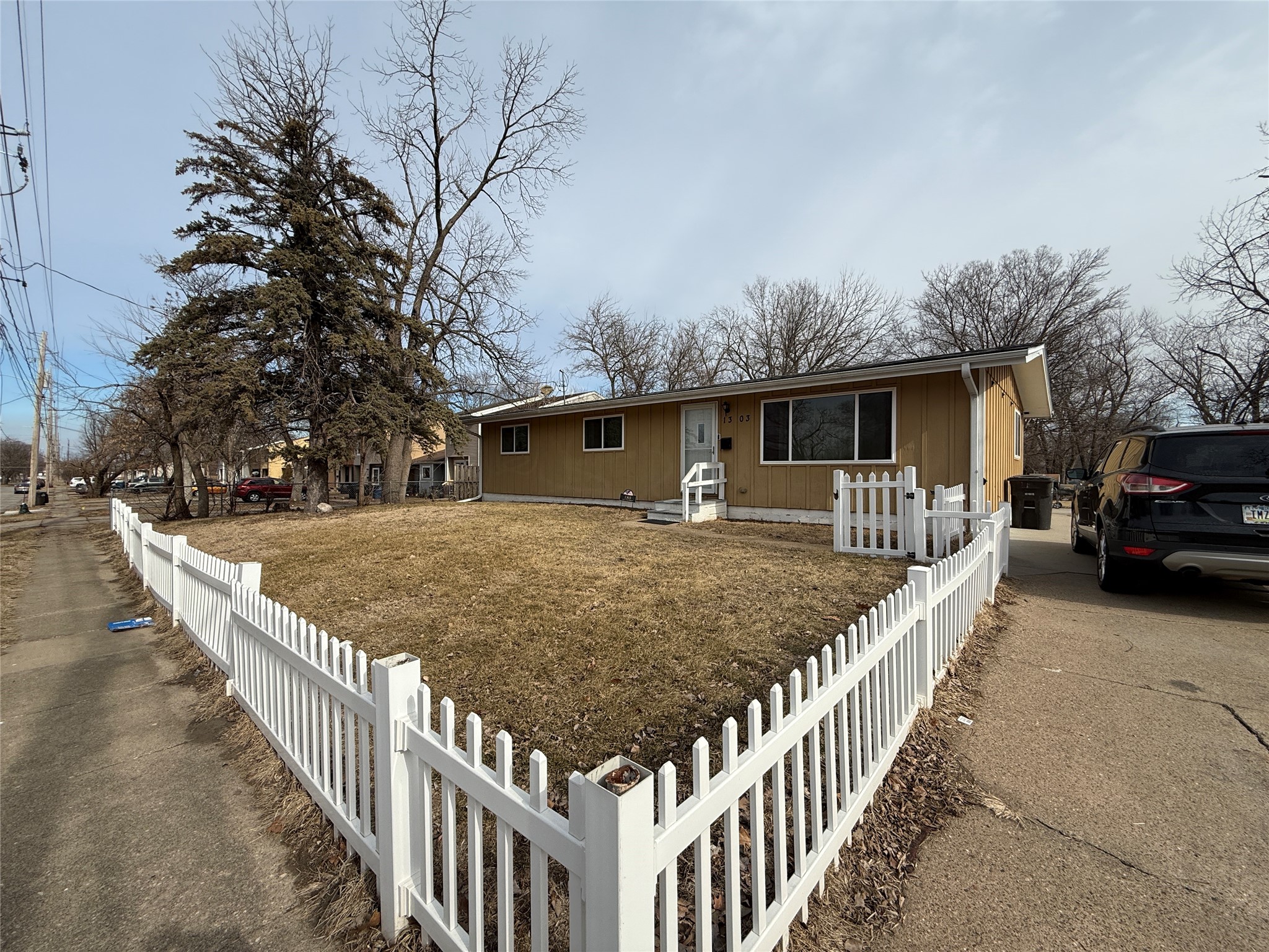 1303 E 17th Street