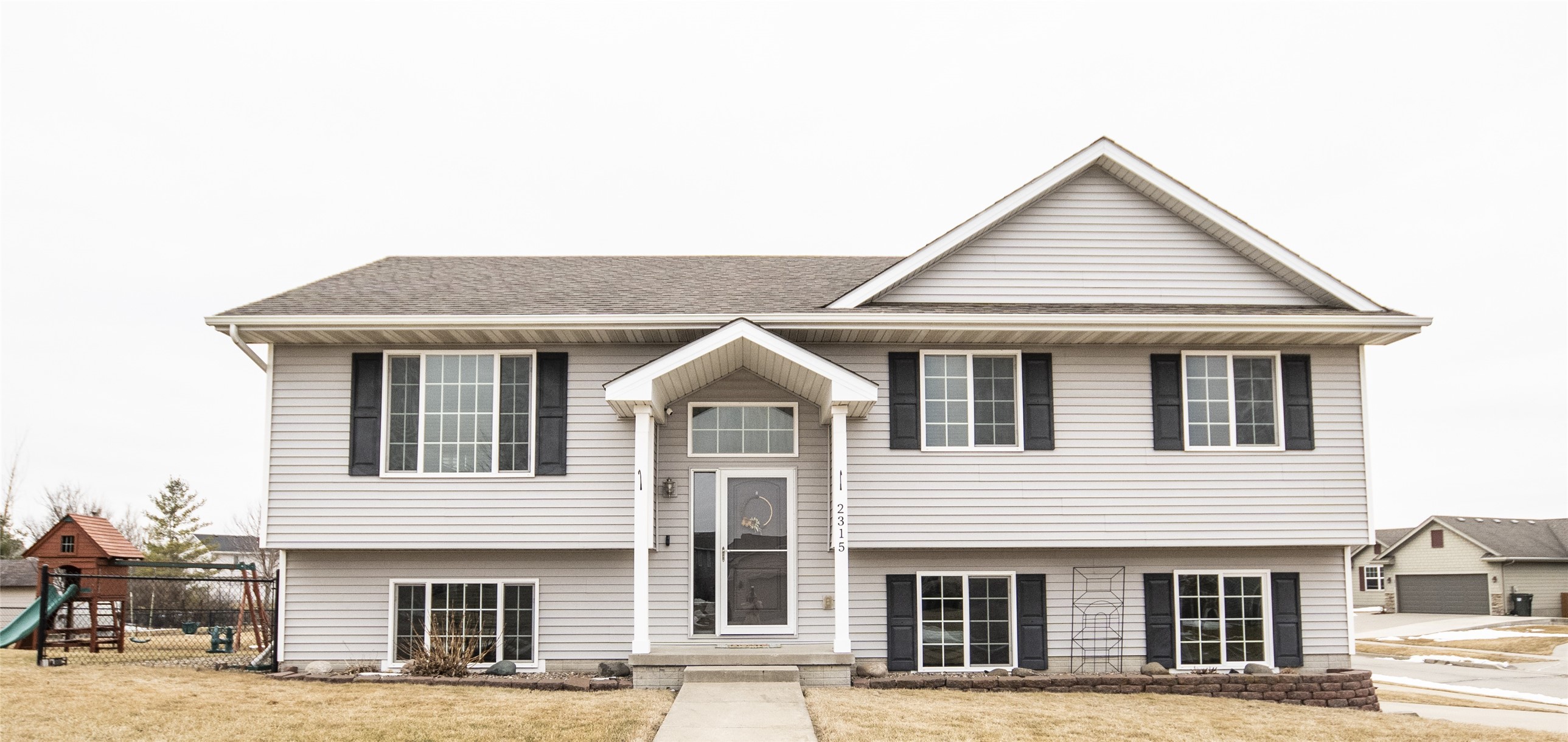 2315 Maplewood Drive