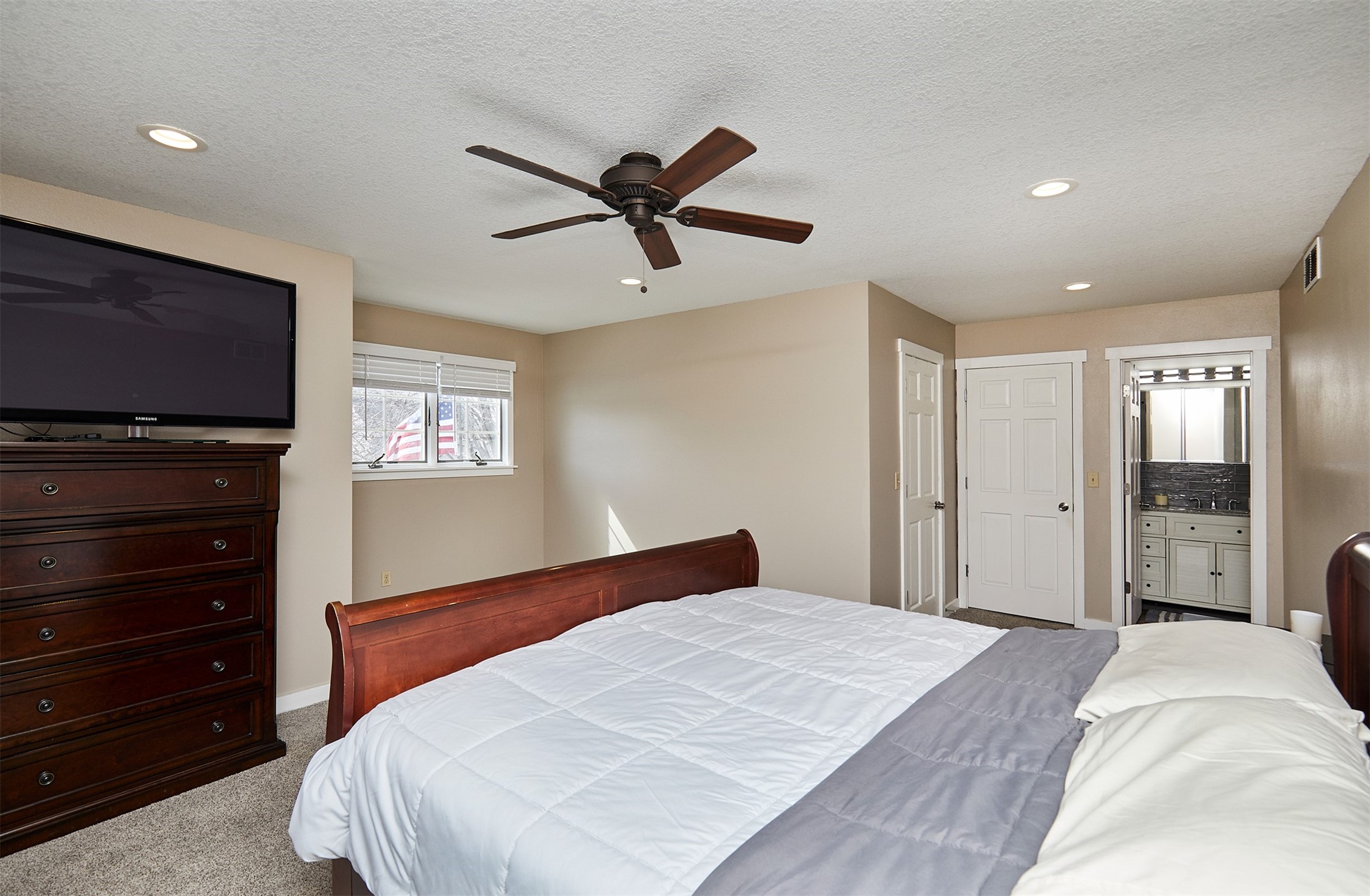 4721 Tamara Lane