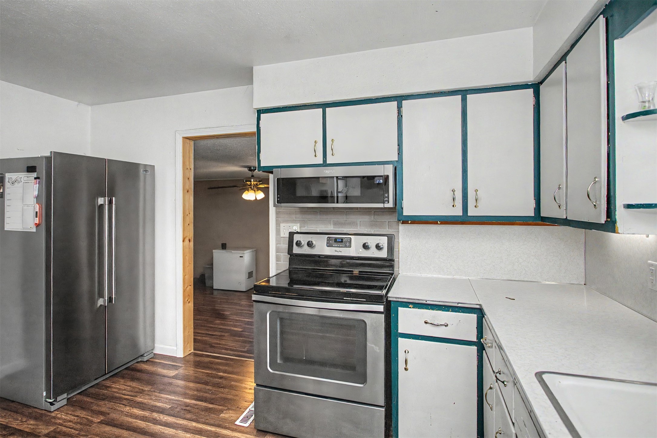 717 W First Street