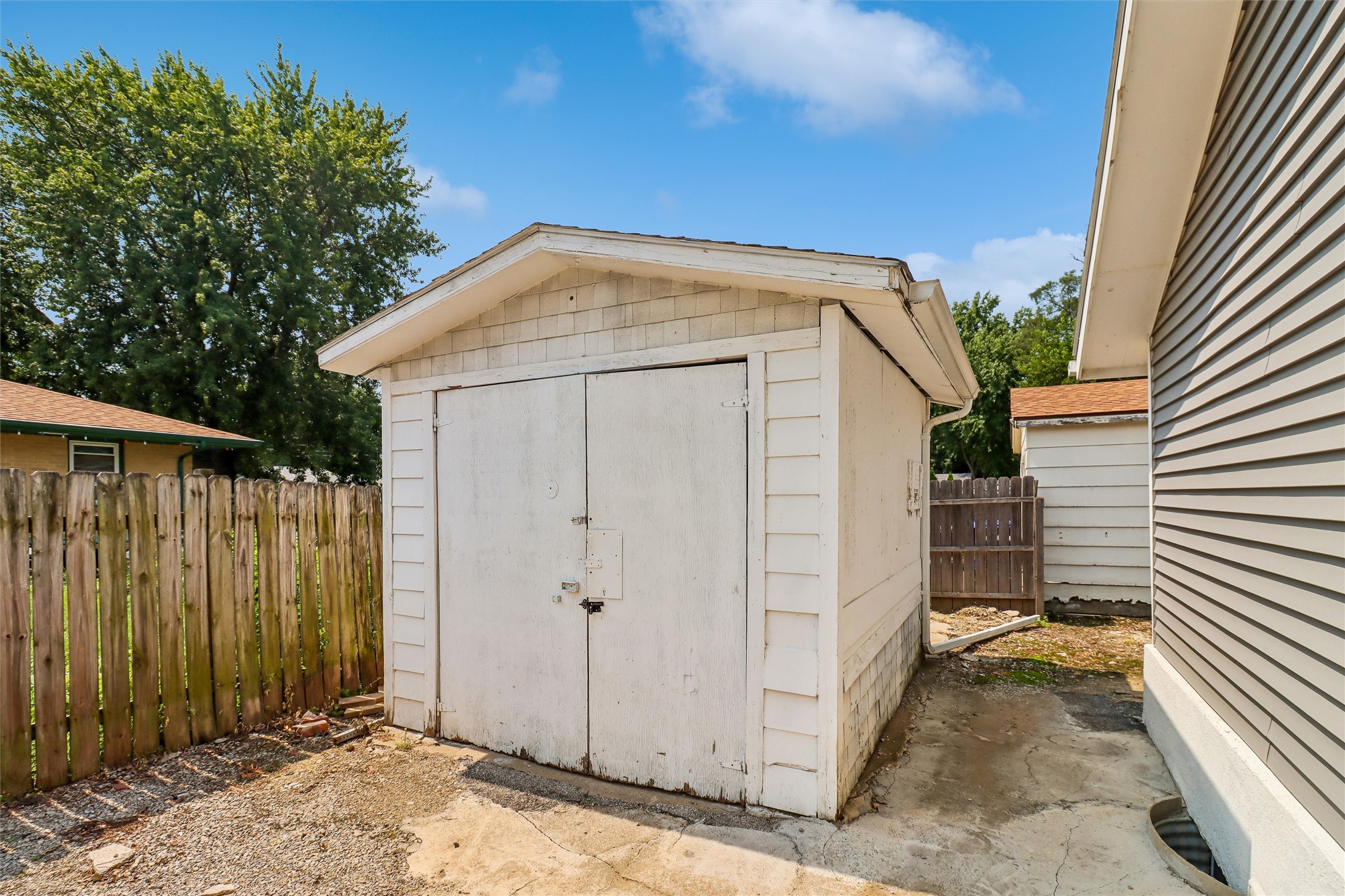 4008 SW 7th Street