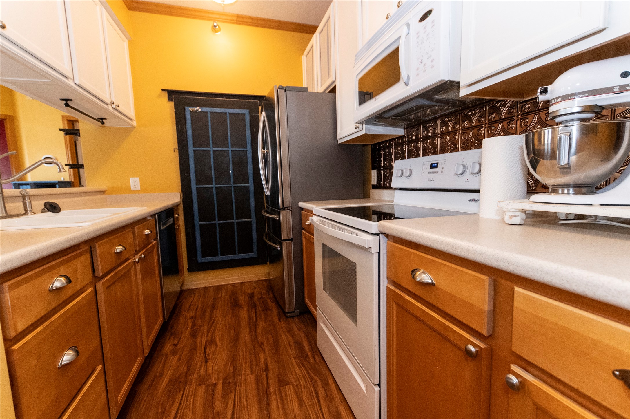 8601 Westown Parkway 17216