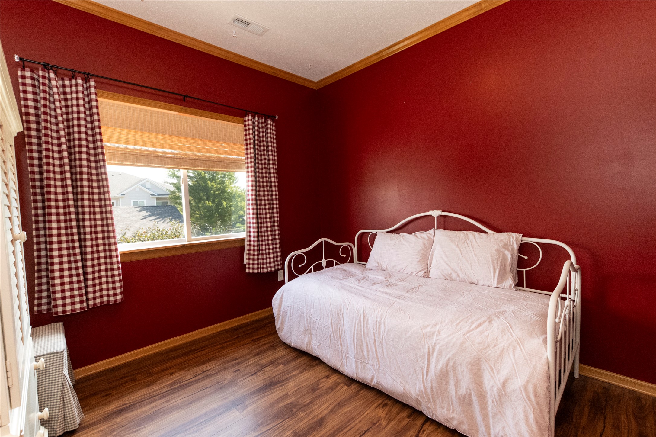 8601 Westown Parkway 17216