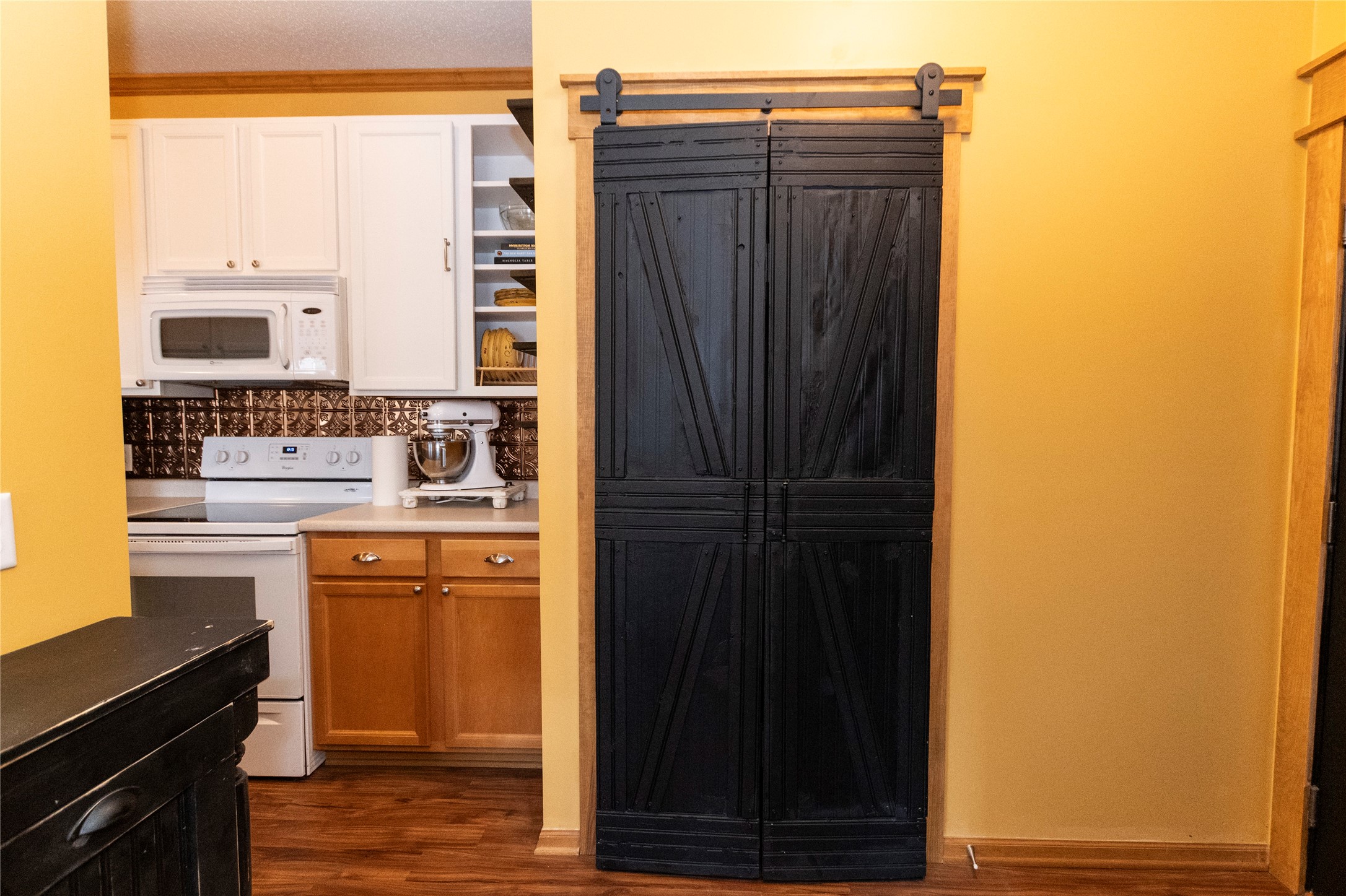 8601 Westown Parkway 17216