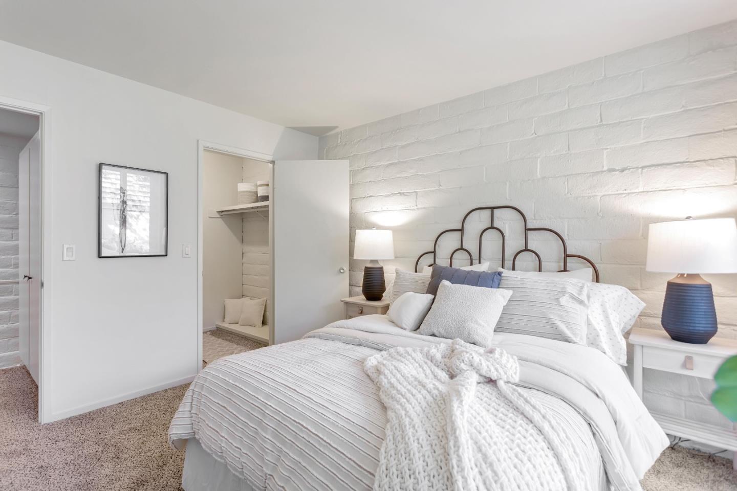 451 Dela Vina Avenue 414