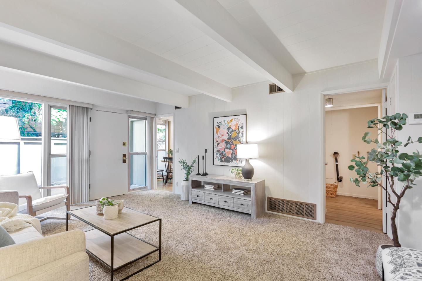 451 Dela Vina Avenue 414