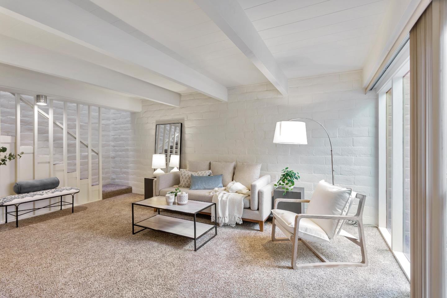 451 Dela Vina Avenue 414