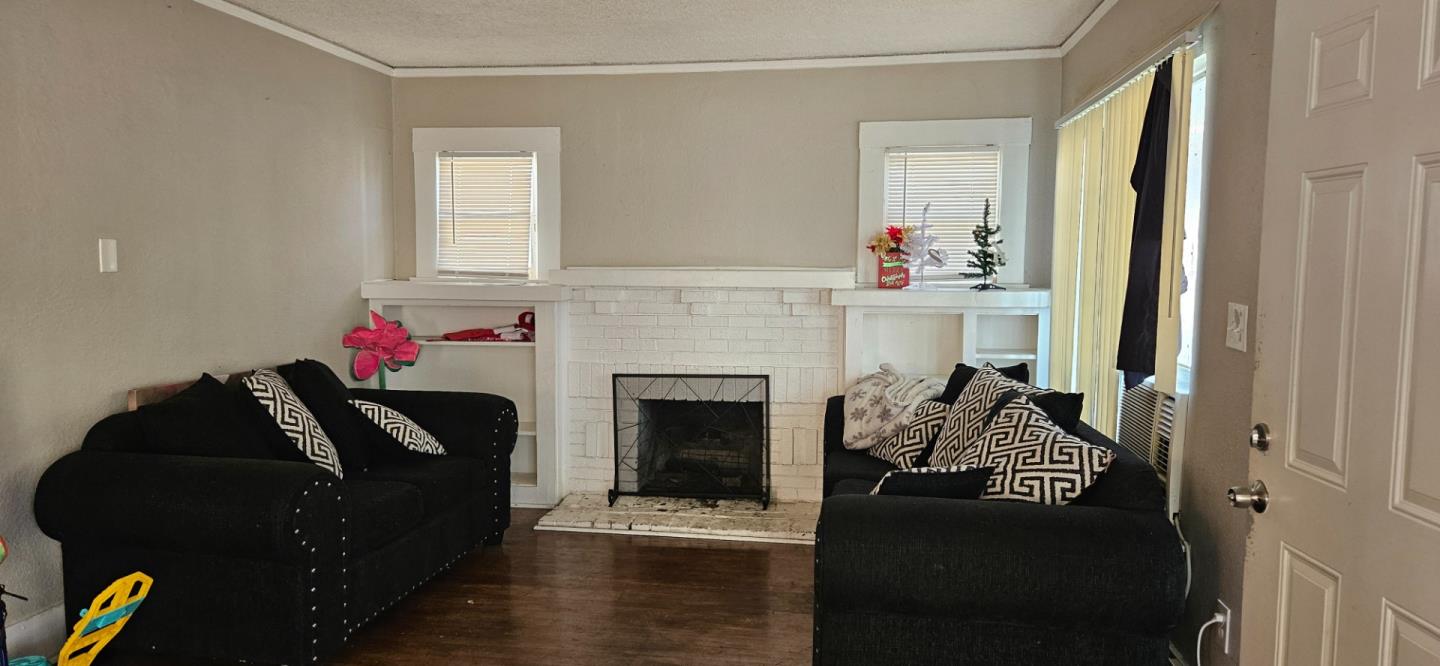 525 North Farris Avenue